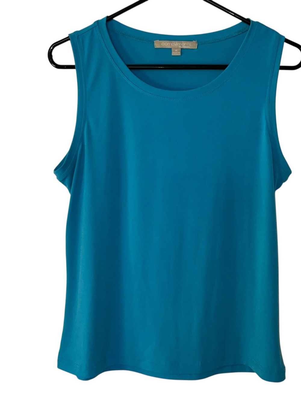Sleeveless Scoop Neck Tank in Teal